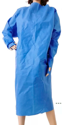 L'isolamento eliminabile chirurgico di colore blu abbiglia delicatamente respirabile